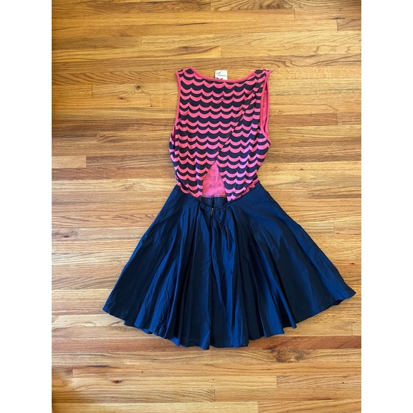 Tommy Girl Navy/Pink Fit & Flare Mini Dress with Open Back, Size M - Picture 2 of 6
